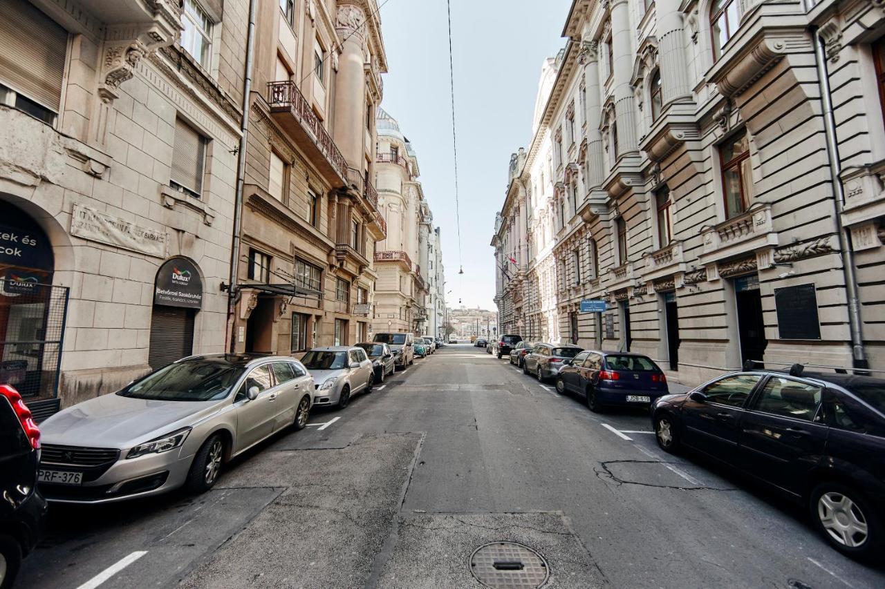 Garibaldi Apartment Budapeste Exterior foto